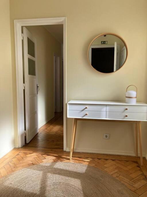 דירות ליסבון Apartamento Bem Localizado Para Familias & Amigos מראה חיצוני תמונה