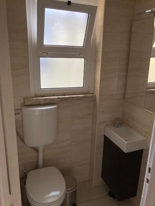 דירות ליסבון Apartamento Bem Localizado Para Familias & Amigos מראה חיצוני תמונה